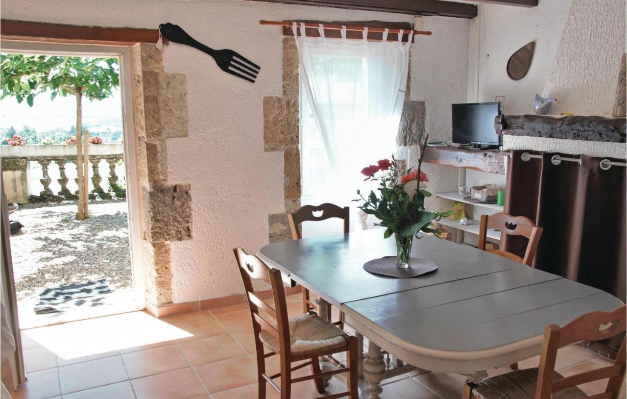 Gorgeous Home In Lavardac With Kitchen Extérieur photo